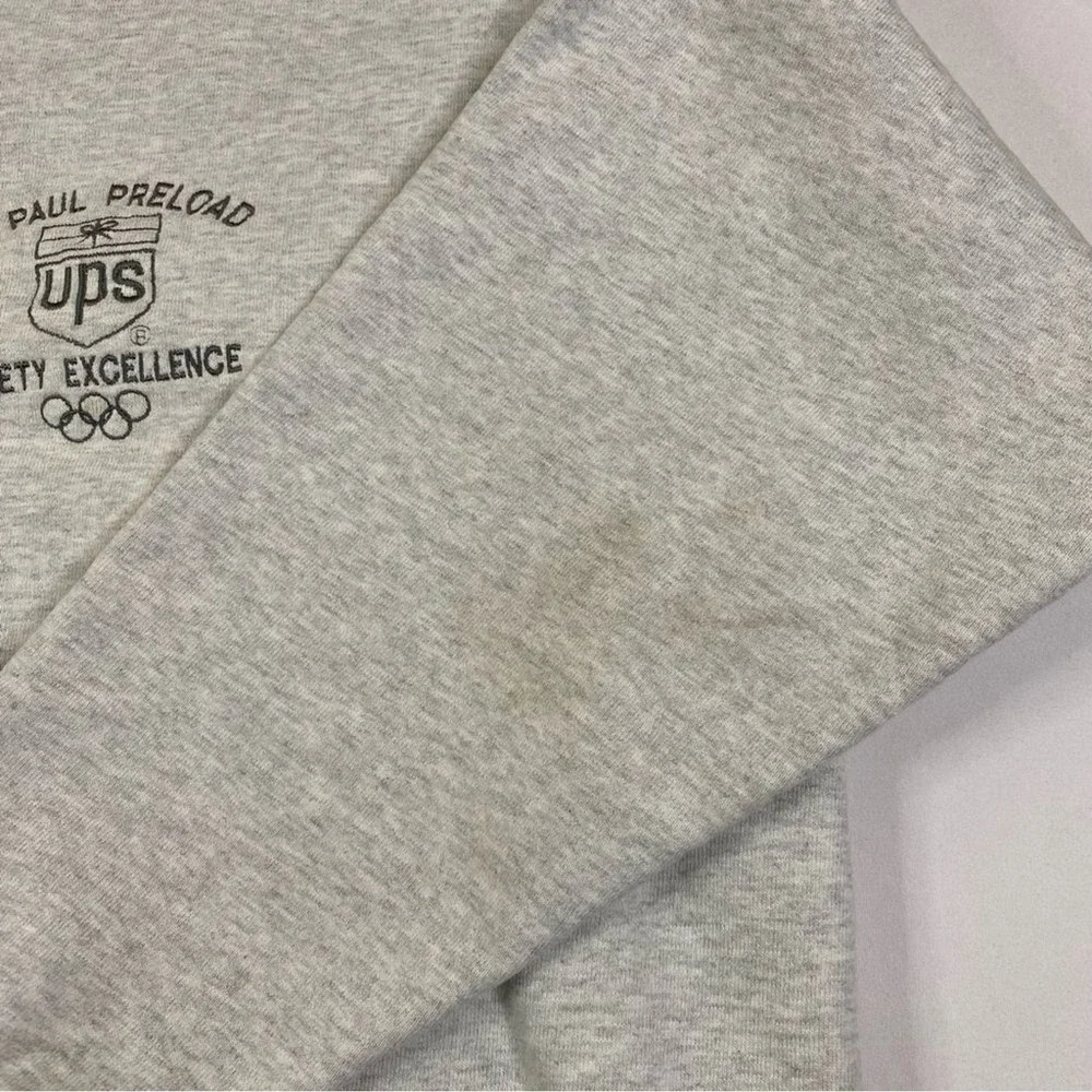 VTG St. Paul UPS Sweatshirt Mens XL Crewneck Pullover Minnesota Embroidered 90's